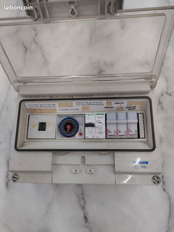 Coffret électrique étanche IP55 (image 2)