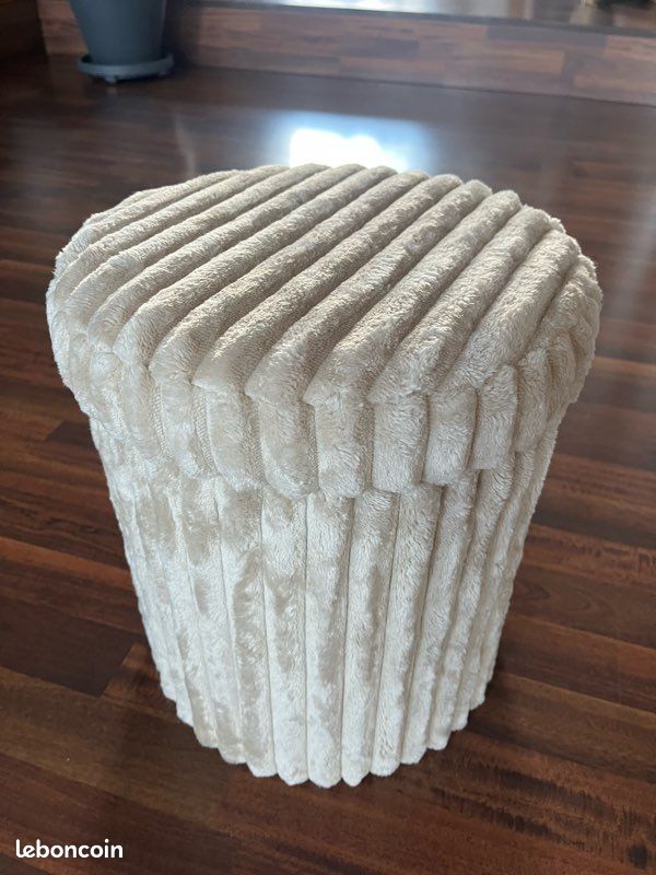 Pouf velours côtelé beige (image 1)