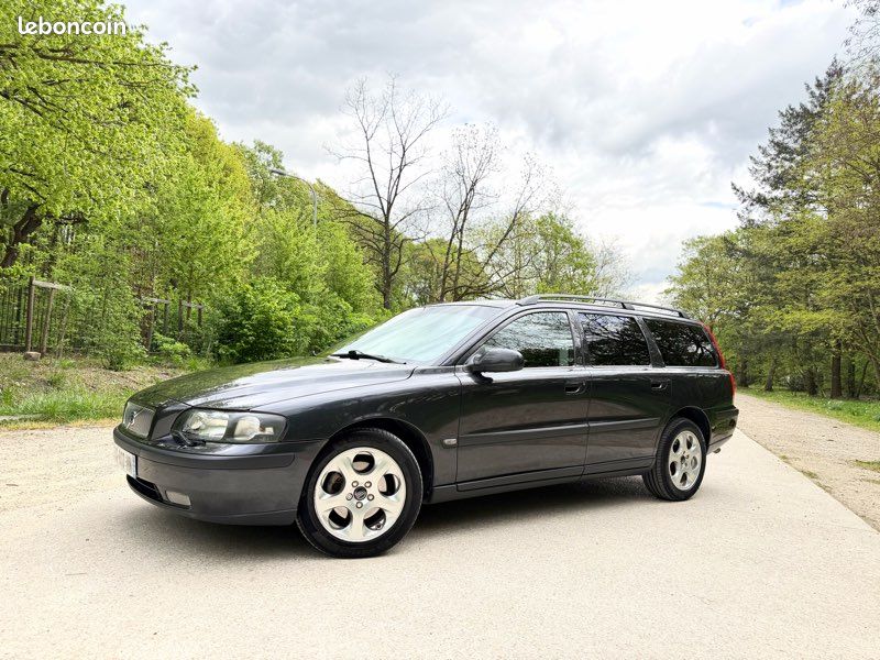 Volvo V70 II D5 163ch Summum BVA 177.000km d’origine (image 1)