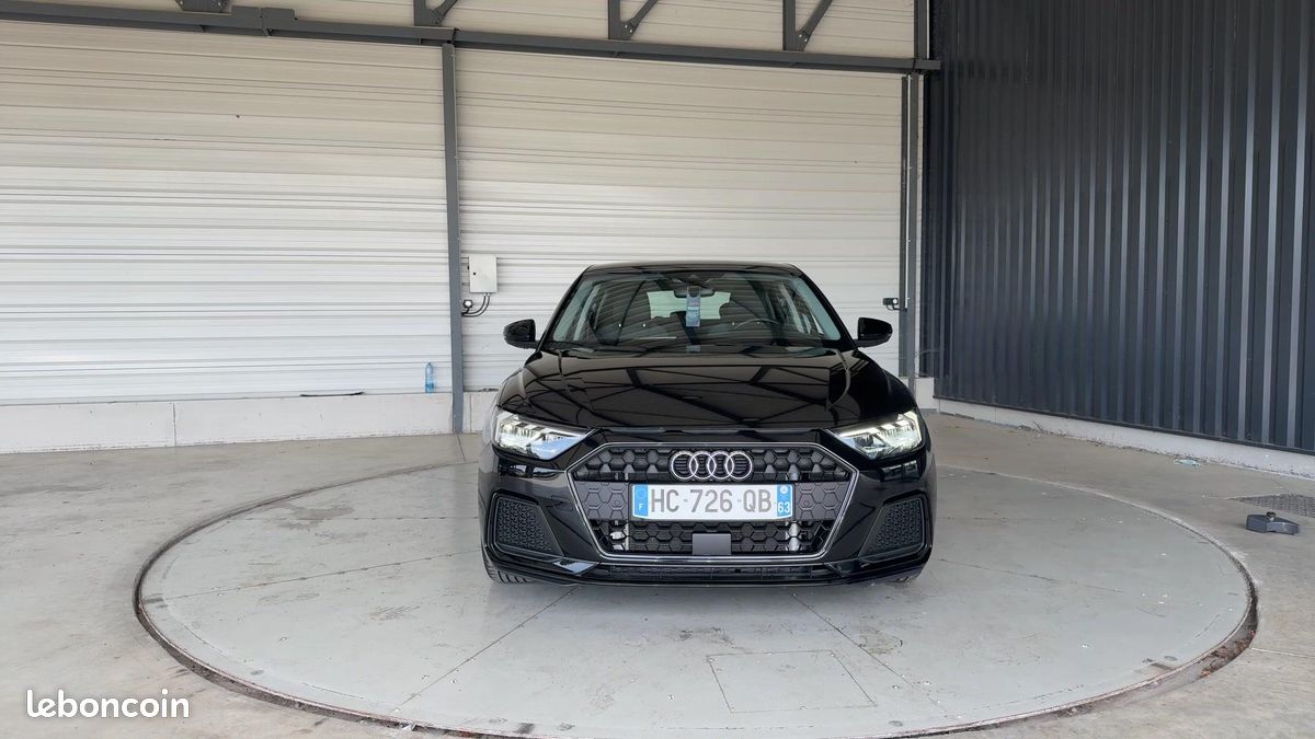 AUDI A1 Sportback 30 TFSI 116 ch S tronic 7 Design (image 8)