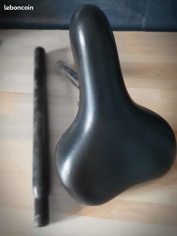 Selle de vélo + 2 tiges de selle (image 1)