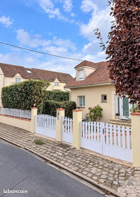 Maison 4 pièces 70 m² · à Montfermeil · 70 m² · 265 000 €