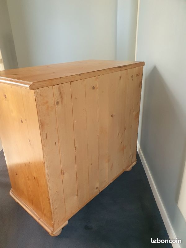 Commode Interior’s (image 3)