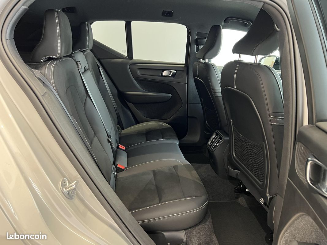 VOLVO XC40 Recharge Extended Range 252 ch 1EDT Plus (image 29)