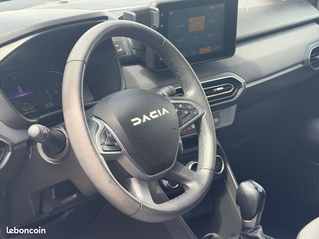 DACIA JOGGER 1.6 HYBRID 140 EXTREME + BA 140Ch Garantie 12 mois (image 13)