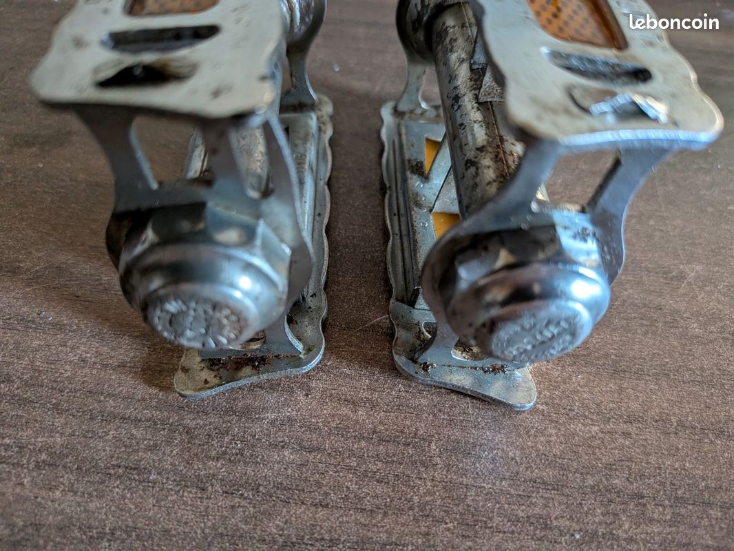 Paire De Pédales Vélo Vintage Lyotard 136R - Acier, Argenté, Course, Fabrication Française