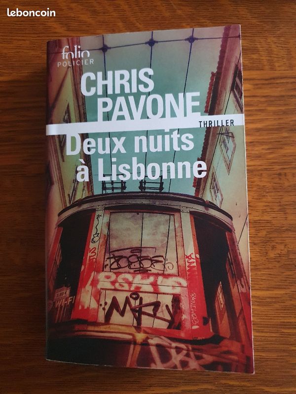 Livre Deux nuits à Lisbonne de Chris Pavone Édition Folio (thriller) (image 1)