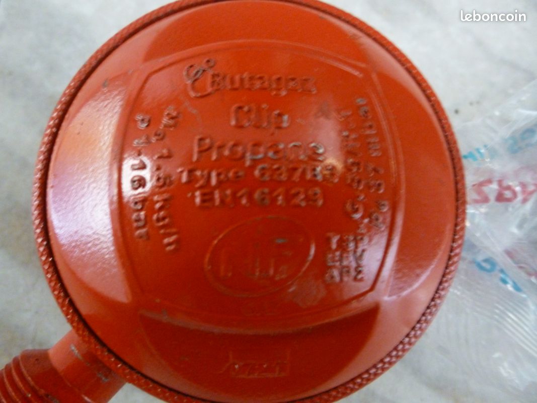Détendeur propane pour bouteille clip neuf (image 2)