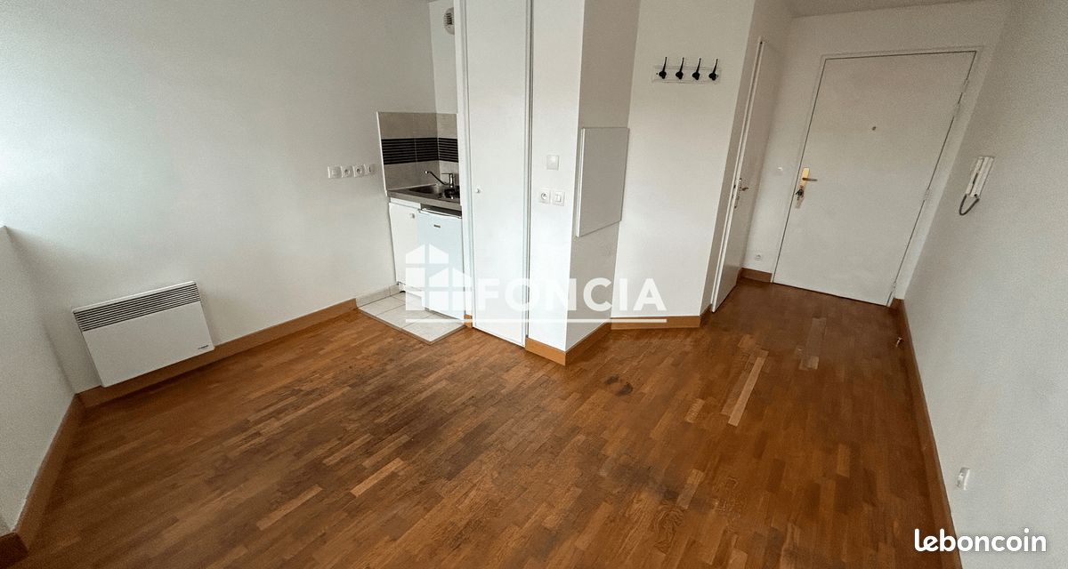 Appartement 1 pièce 18 m² · à Villejuif · 18 m² · 542 €/mois