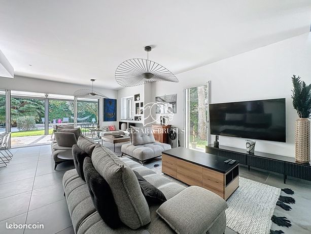 Maison 5 pièces 180 m² — 2