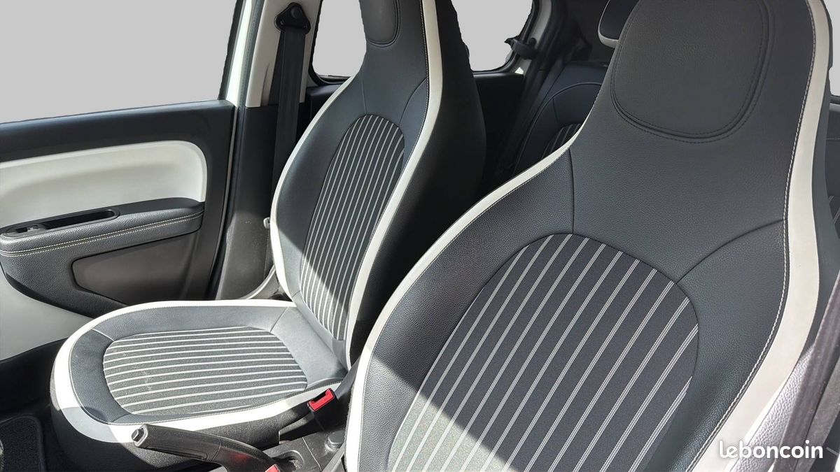 Renault twingo iii tce 95 intens (image 12)