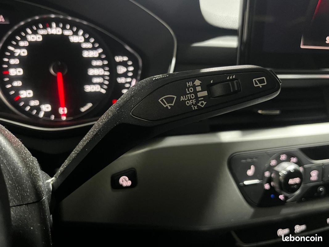 AUDI A4 AVANT BUSINESS 30 TDI 136 S tronic 7 Business Line MildHybride RADAR AV AR - ROUE DE SECOURS (image 21)