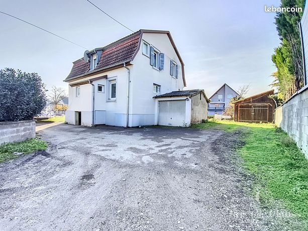 Maison 8 pièces 127 m²