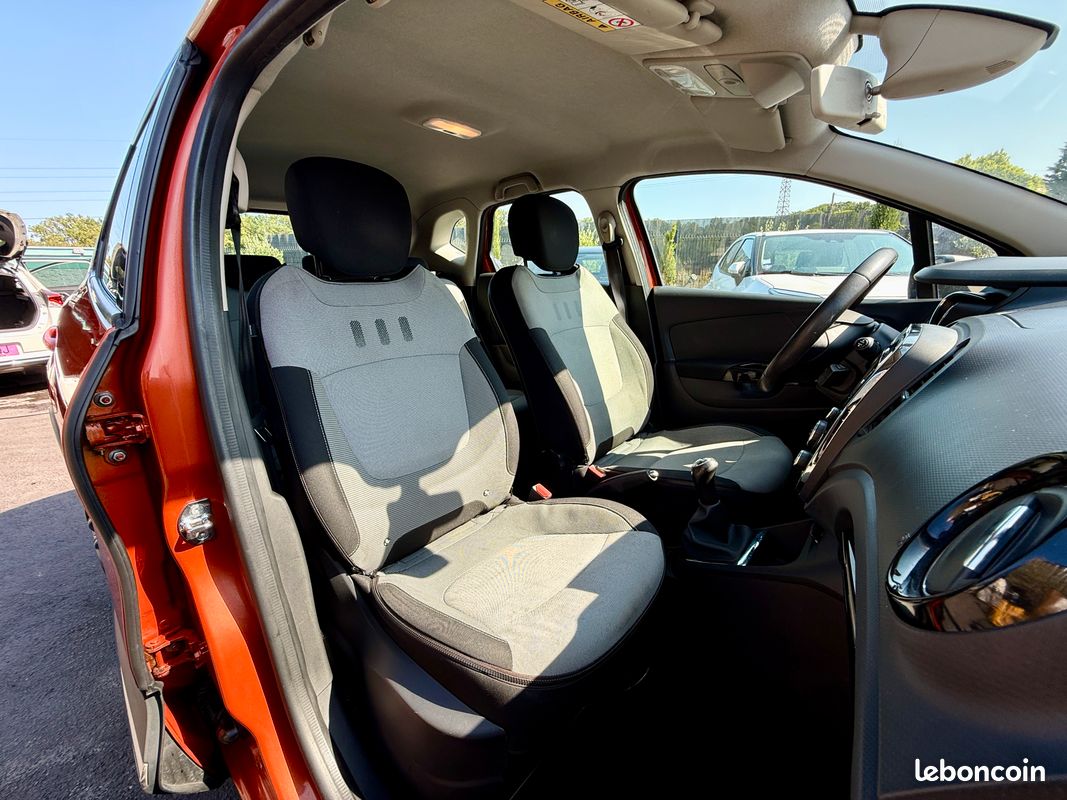 Renault Captur 0.9 TCE / Crit'air 1 pollution / Ecran tactile, Régulateur de vitesse / Bon état général / Garantie 6 mois (image 9)