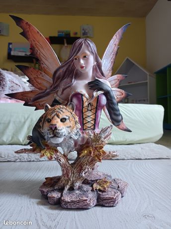 Statue De Fée En Bronze Véritable - Coulée En Bronze, Ailes, Fleur, Décoration Maison, Faite Main En Espagne