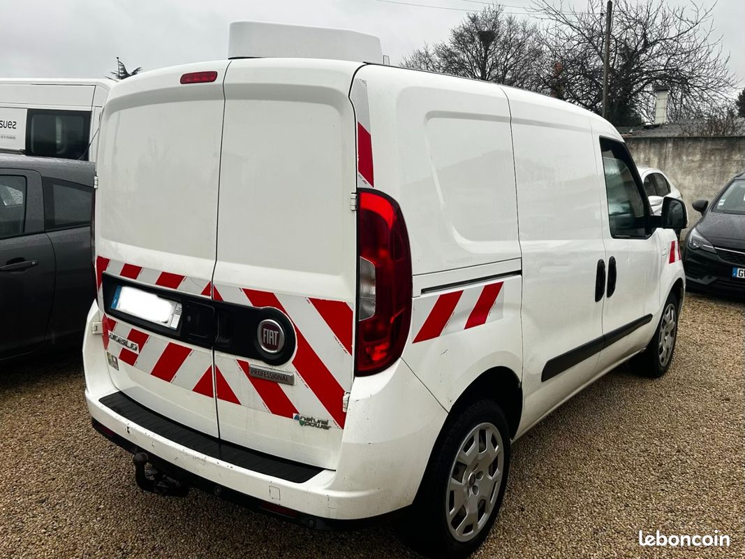 FIAT DOBLO CARGO FT 1.4 GNV TJET 120 cv PACK PROFESSIONAL 5 408 HT (image 5)