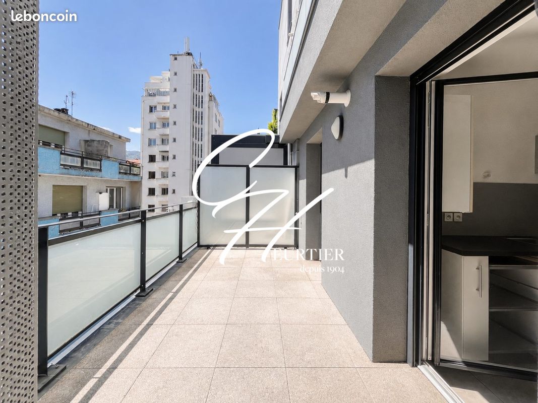 Appartement 4 pièces 85 m² · à Grenoble · 85 m² · 370 000 €