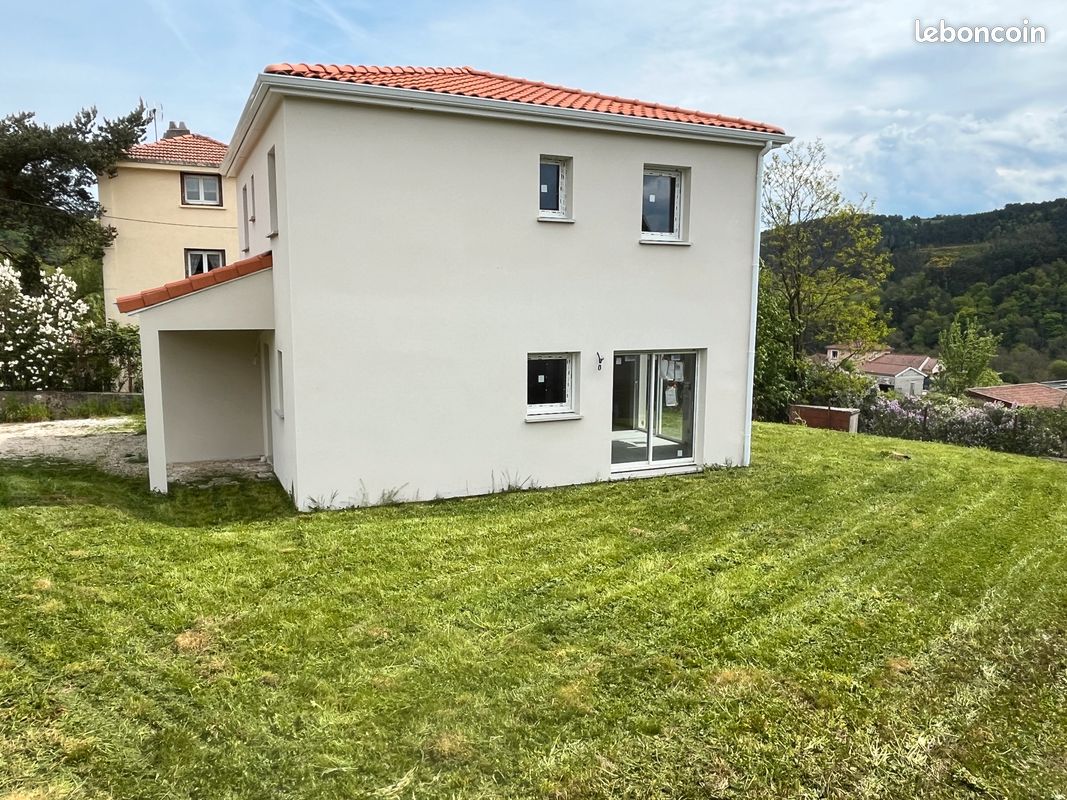 Maison 5 pièces 100 m² · à Beauzac · 100 m² · 247 000 €
