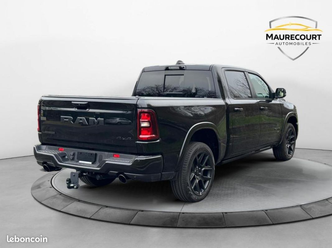 DODGE RAM DODGE 1500 Laramie Night Edition Premium Hurricane AIR 420ch (image 4)