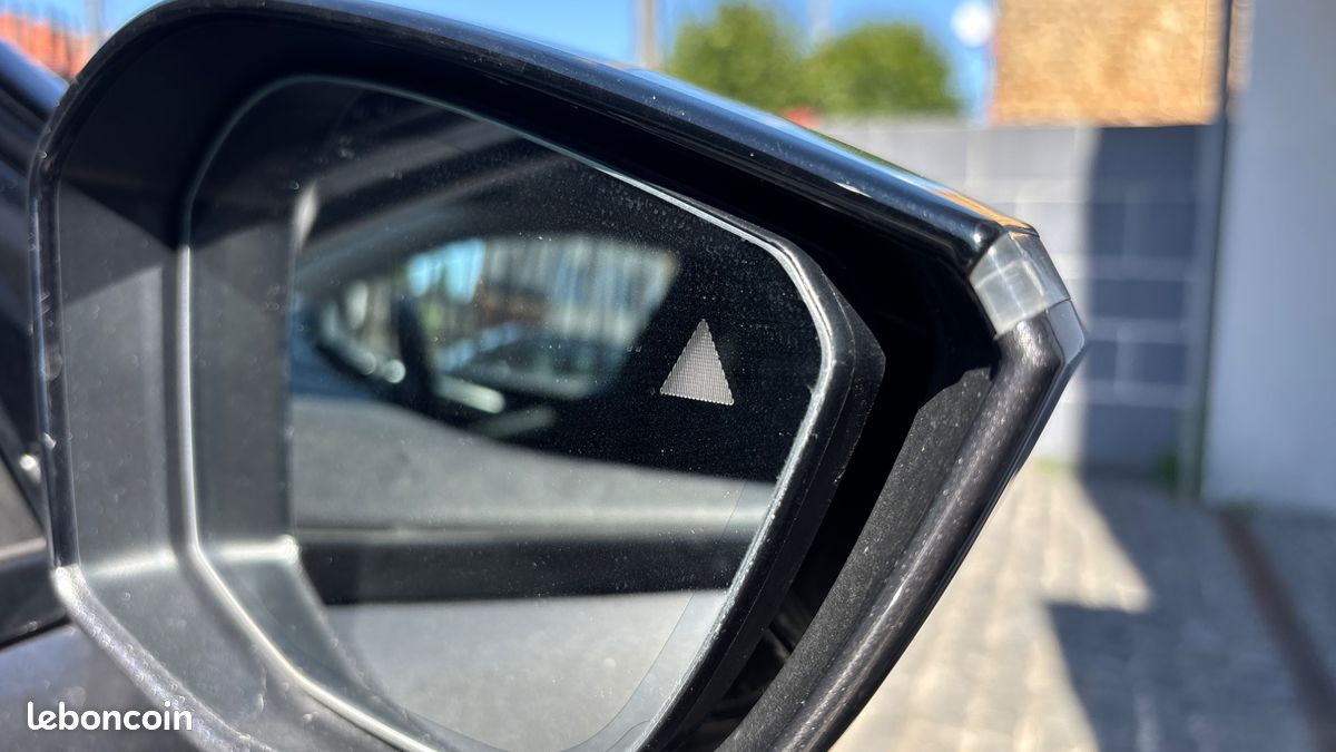 DS DS 4 1.6 180ch Performance Line + - Cam360° | Entretien DS (image 8)