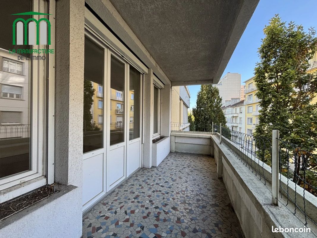 Appartement 4 pièces 102 m² · à Saint-Étienne · 102 m² · 119 900 €