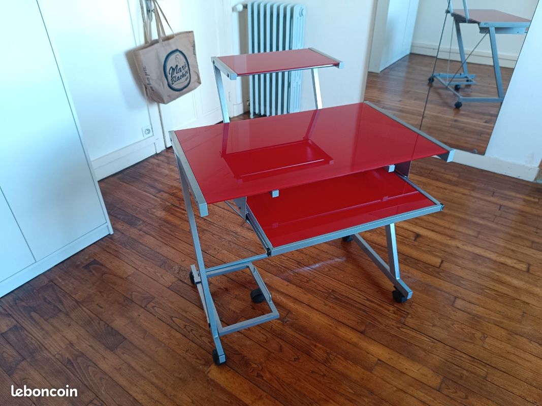 Bureau en verre (image 1)