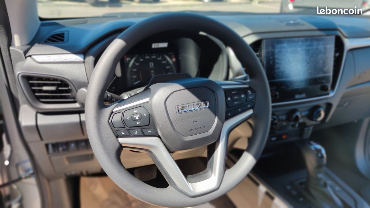 🚨🚨Nouveau ISUZU D-Max 2.2L ''ÉVOLUTION'' 🚨🚨 34 803.00 ht sans écotaxe (image 6)