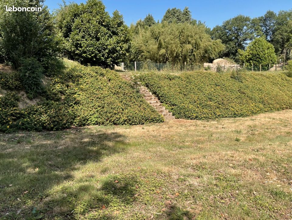 Terrain 2400 m² · à Feytiat · 52 000 €