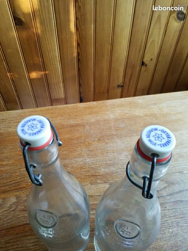 2 anciennes bouteilles à canettes ,1 litre ,
Geyer Frères.
Pas abîmées (image 3)