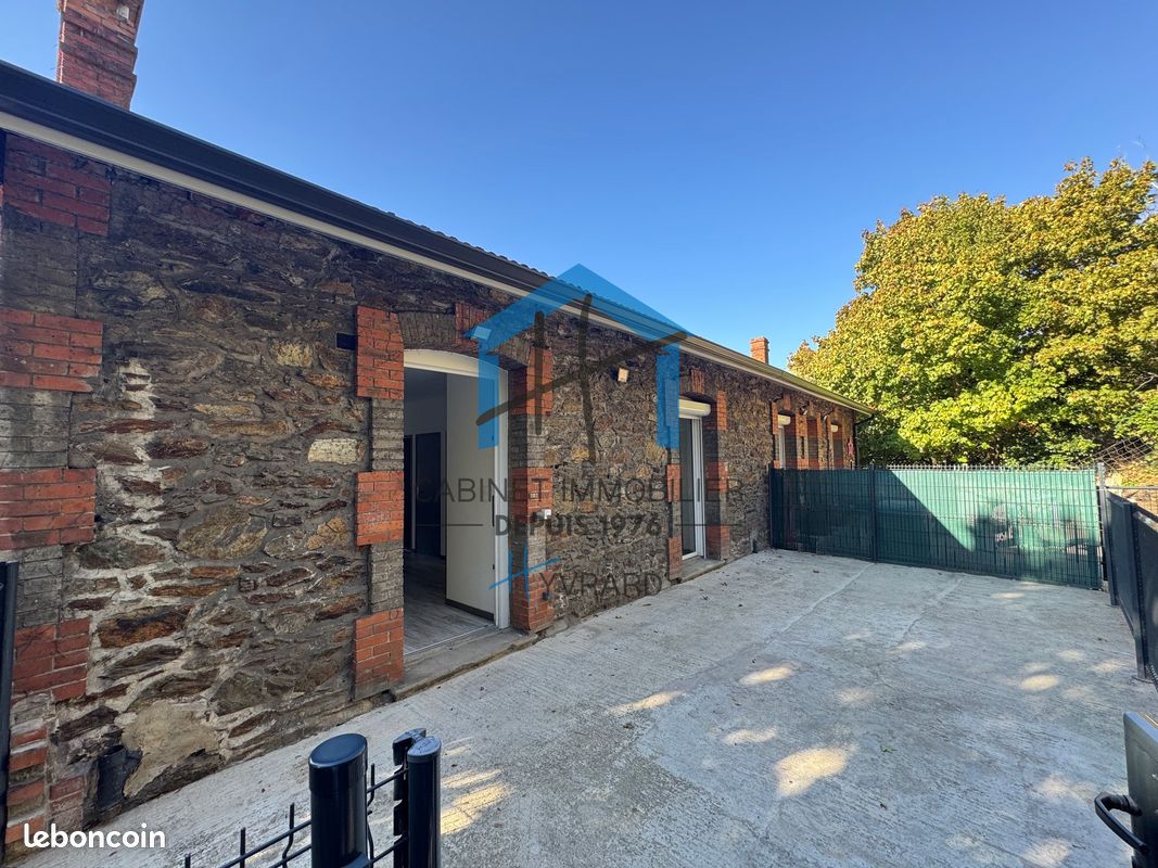 Appartement 3 pièces 60 m² · à Saint-Étienne · 60 m² · 690 €/mois