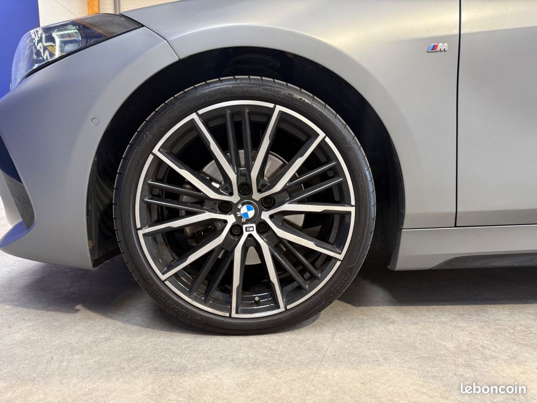 BMW Série 118D 150ch M Sport - Suivi Complet - CarPlay - Toit ouvrant - Frozen Pure Grey (image 32)