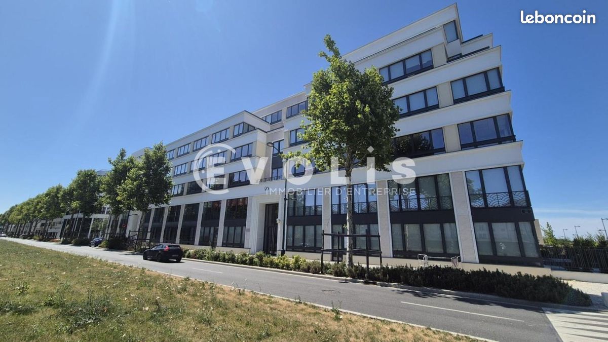 Bureaux 703 m² (image 1)