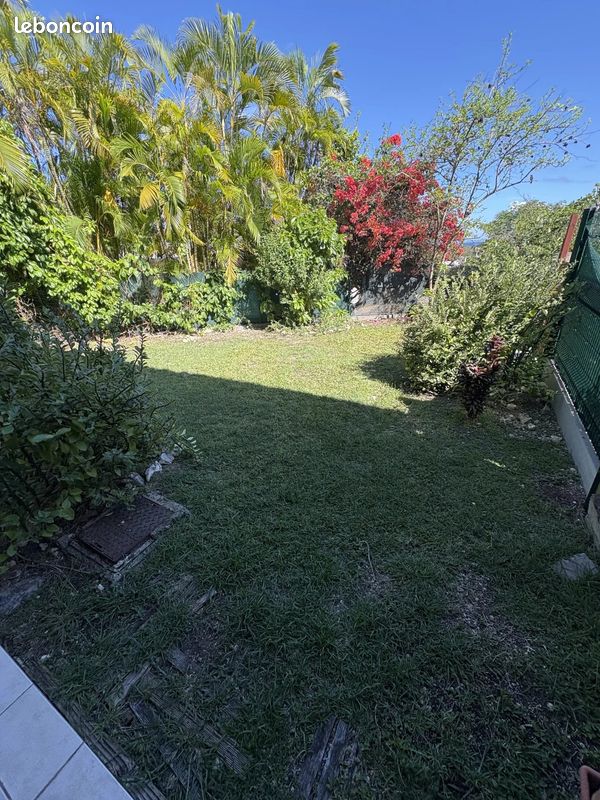 Appartement 4 pièces 90 m² · à Sainte-Anne · 90 m² · 299 950 €