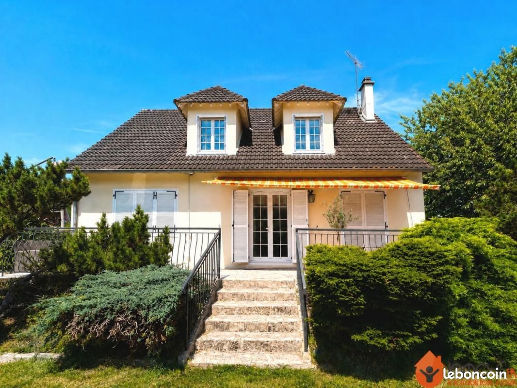 Maison 7 pièces 134 m² · à Magny-le-Hongre · 134 m² · 516 000 €