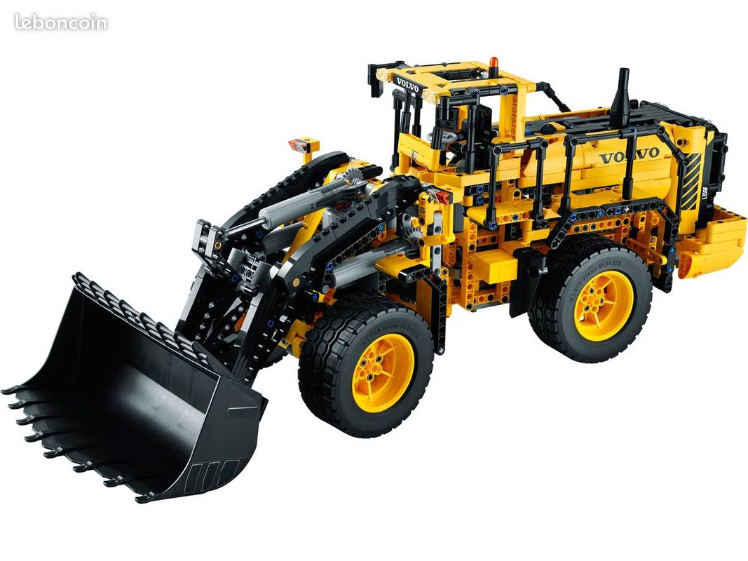 Chargegeuse LEGO Technic La chargeuse sur pneus télécommandée VOLVO 42030 - Jeux ...