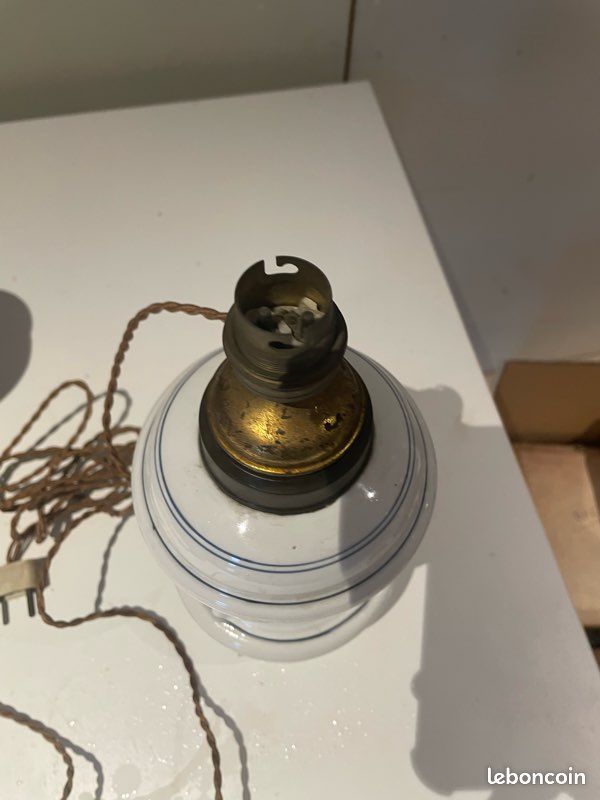 Ancien pied de lampe en faïence décor floral – Vintage début XXe (image 3)