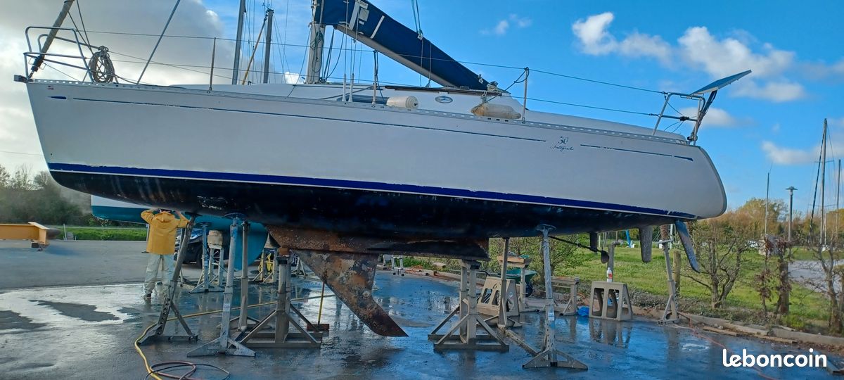 Dufour 30 DI (image 1)