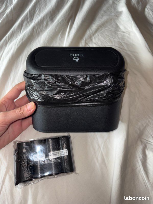 Mini poubelle de voiture noire Équipement auto