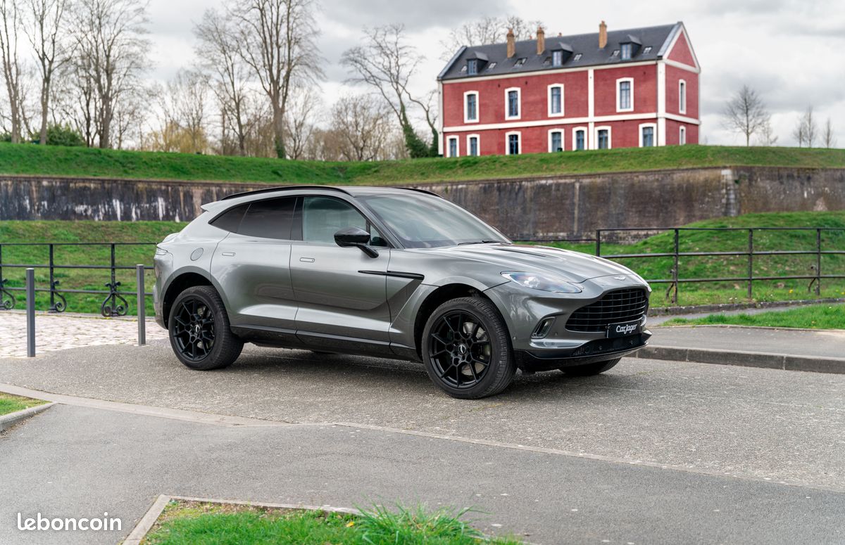 Aston Martin DBX 4.0 - Très belle configuration - Full entretien (image 1)