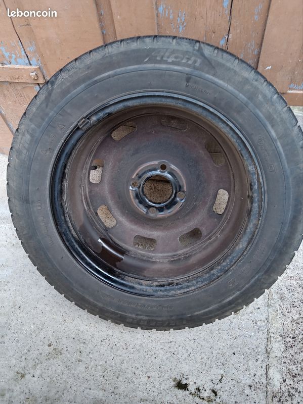 4 roues avec pneus neige Michelin (image 2)