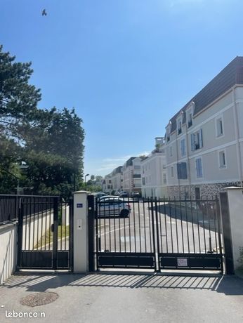 Parking Chelles
