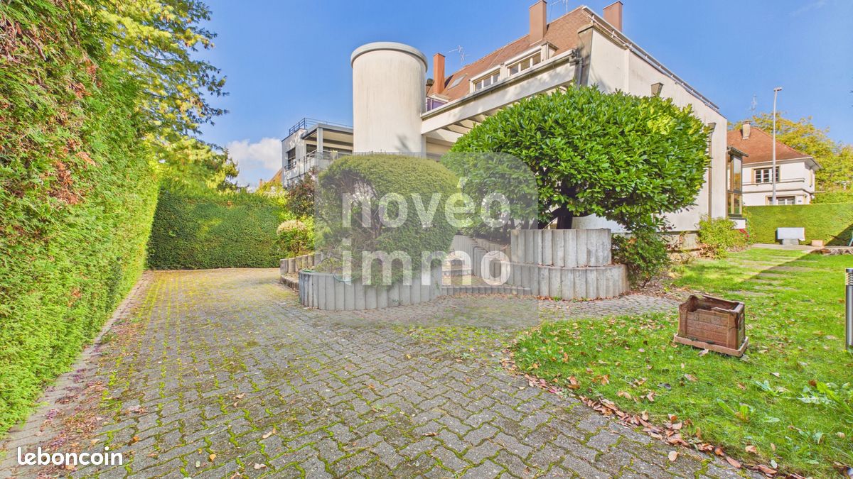 Maison 10 pièces 253 m² · à Strasbourg · 253 m² · 655 200 €