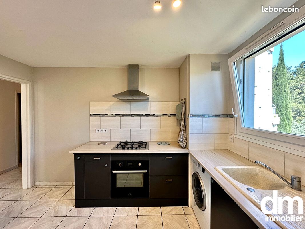 Appartement 5 pièces 94 m² · à Martigues · 94 m² · 198 000 €