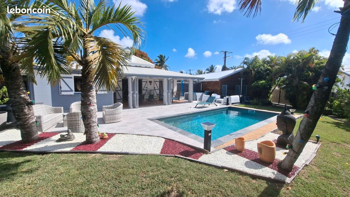 Maison 7 pièces 172 m² · à Saint-François · 172 m² · 650 000 €