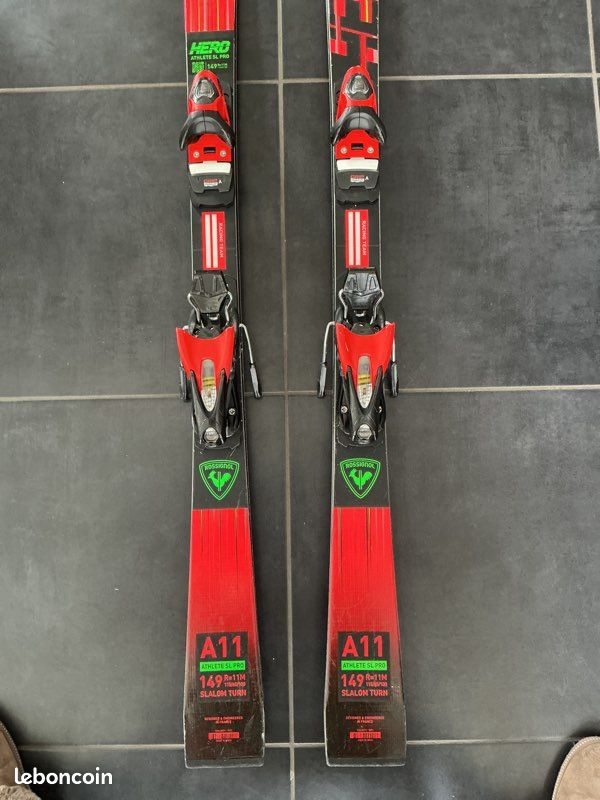 Ski rossignol athlète SL pro Hero 149 fix SPX10 look plaque R21 