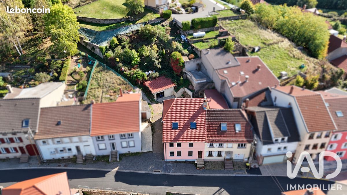 Maison 3 pièces 134 m² · à Abreschviller · 134 m² · 55 000 €
