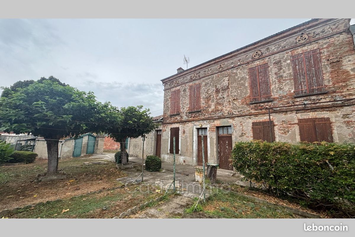 Maison 9 pièces 129 m² · à Castelsarrasin · 129 m² · 110 000 €
