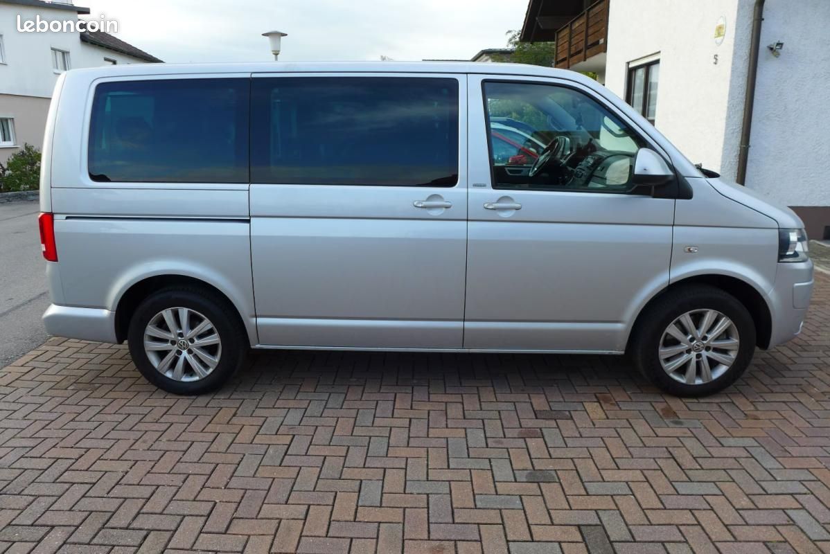 Volkswagen T5 Multivan 2.0 BiTDI Match | 179 ch BVM 7 places Table Chauffage stationnaire Sièges ... (image 3)