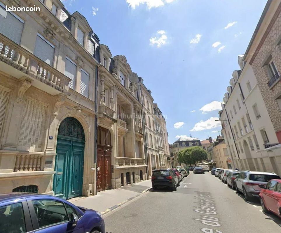 Parking/box Reims · 85 €/mois