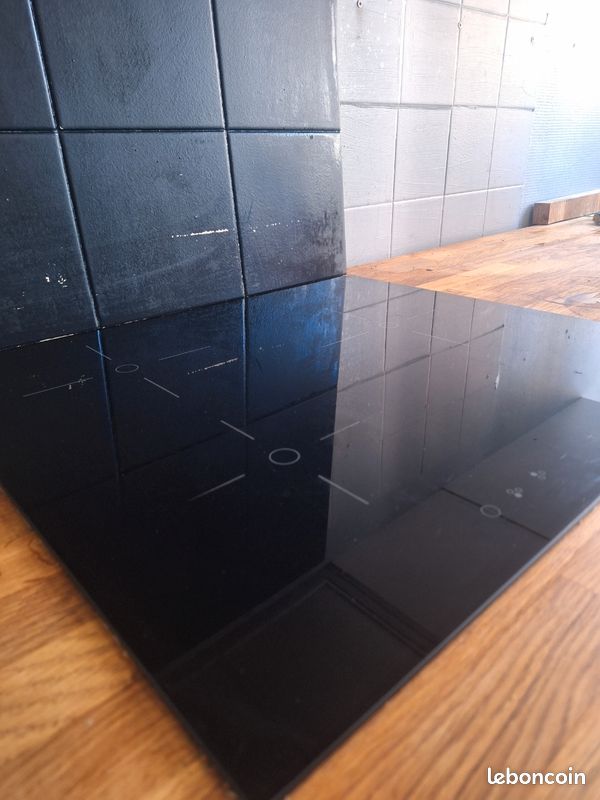 Plaque induction ikea 3 feux (image 1)